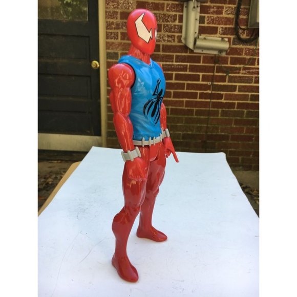 Marvel Spiderman Titan Hero Series Scarlet Spider Figure, 12" Tall From 2016 - Picture 4 of 6